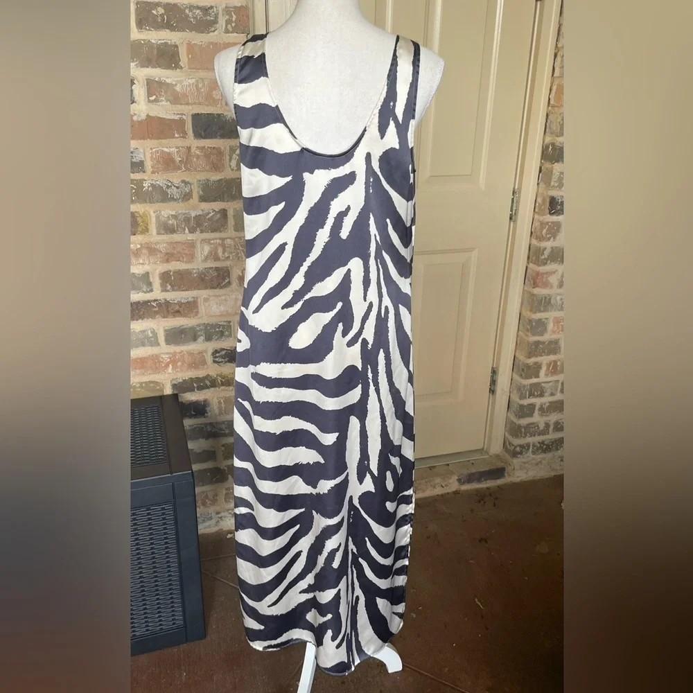 H&M Asymmetrical White and Blue Maxi Dress, Modern & Sophisticated Sz Small